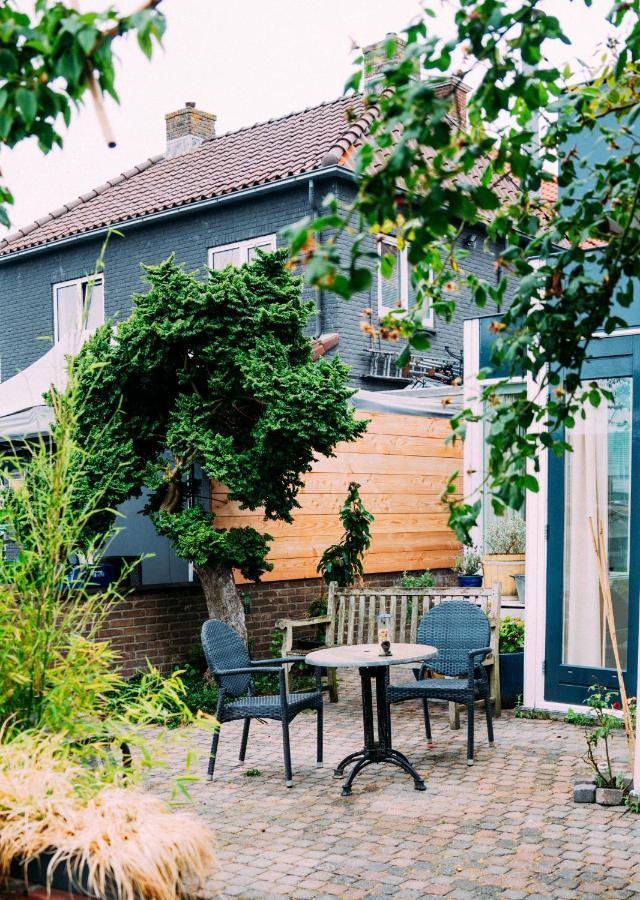 Huis Aan De Haven Lemmer Exterior foto